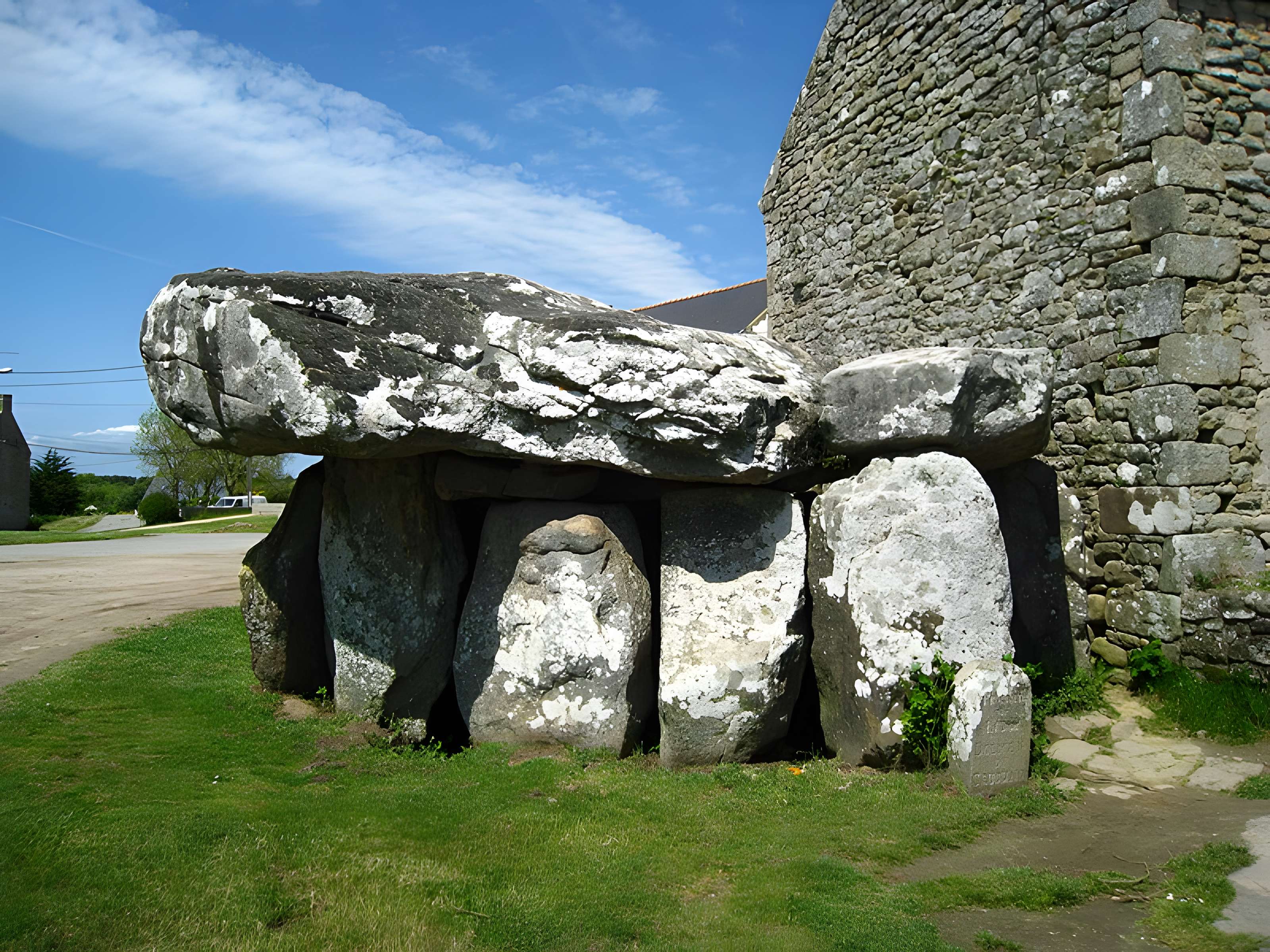 Dolmen de Crucuno à Plouharnel