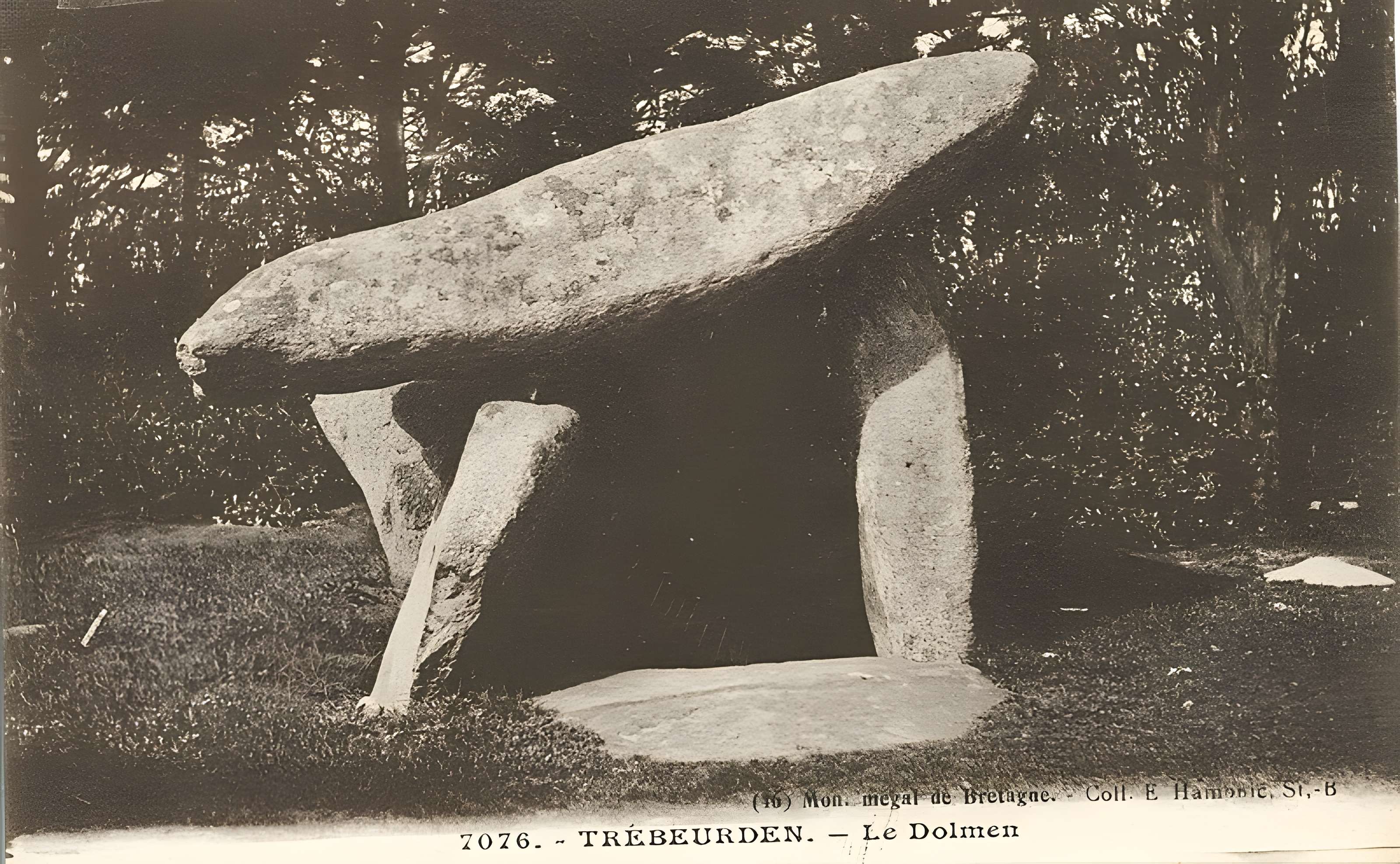 Dolmen de Kerellec à Trébeurden