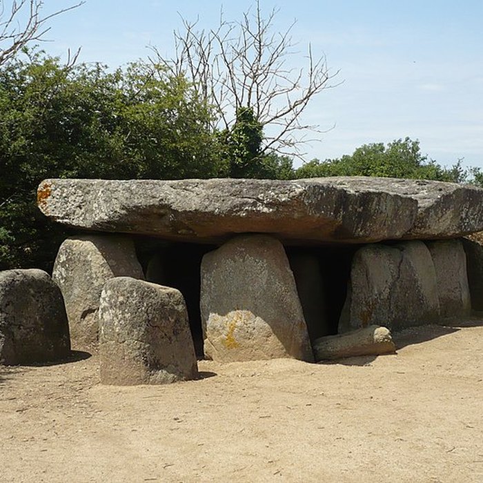 Photo de Dolmen de la Frébouchère au Bernard