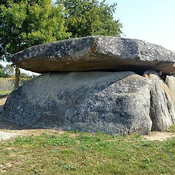 Dolmen de la Frébouchère au Bernard