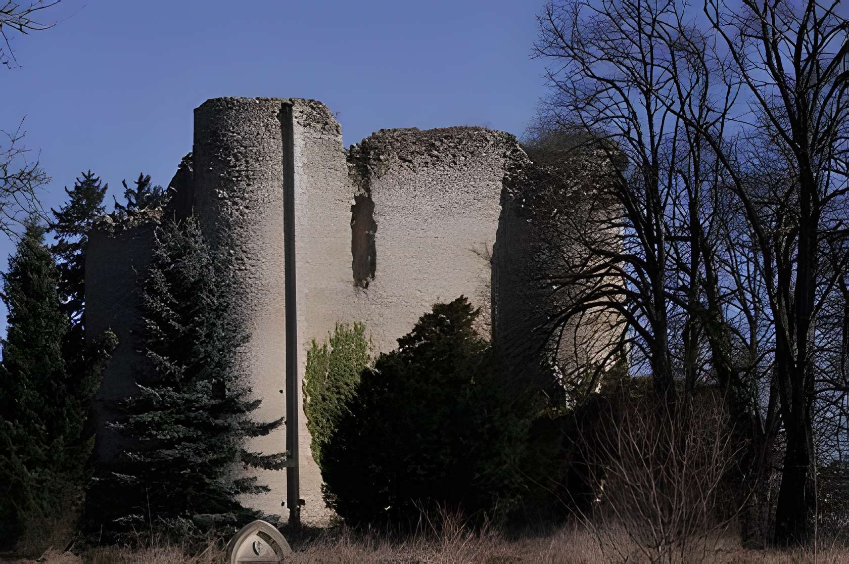 Donjon de Jouy 