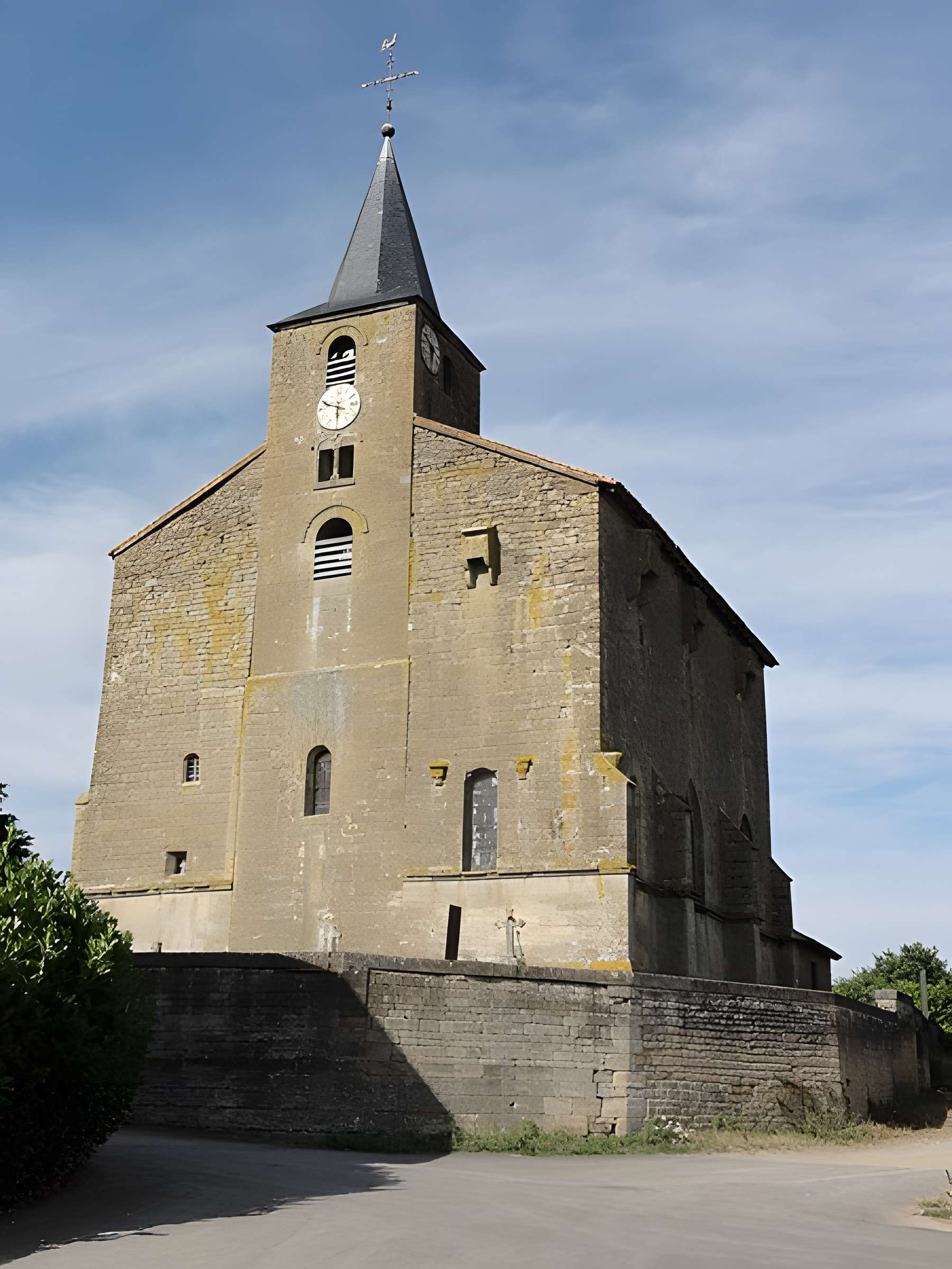 Église fortifiée de Saint-Pierrevillers