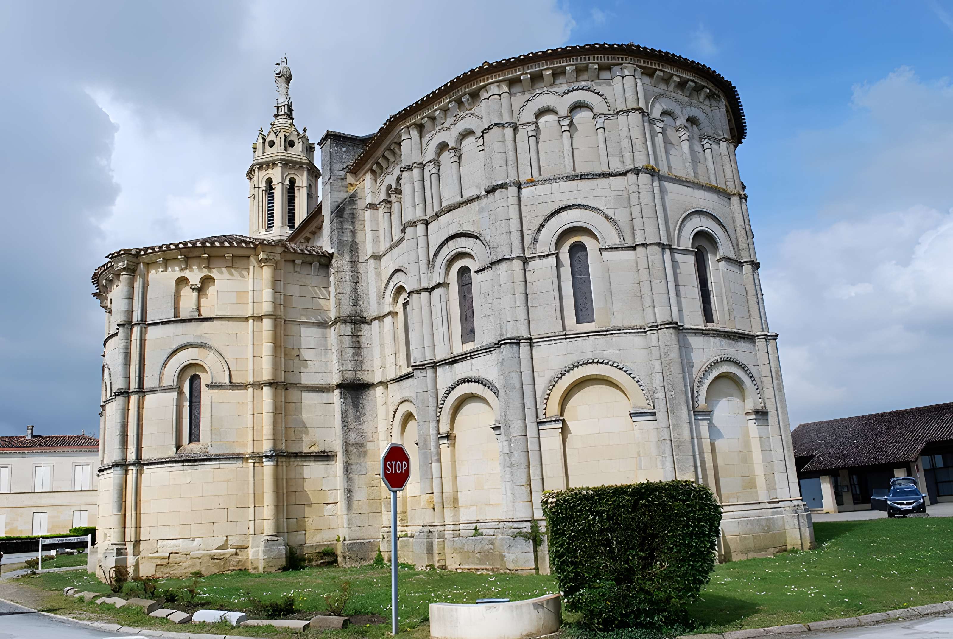 Église Notre-Dame de Bayon-sur-Gironde