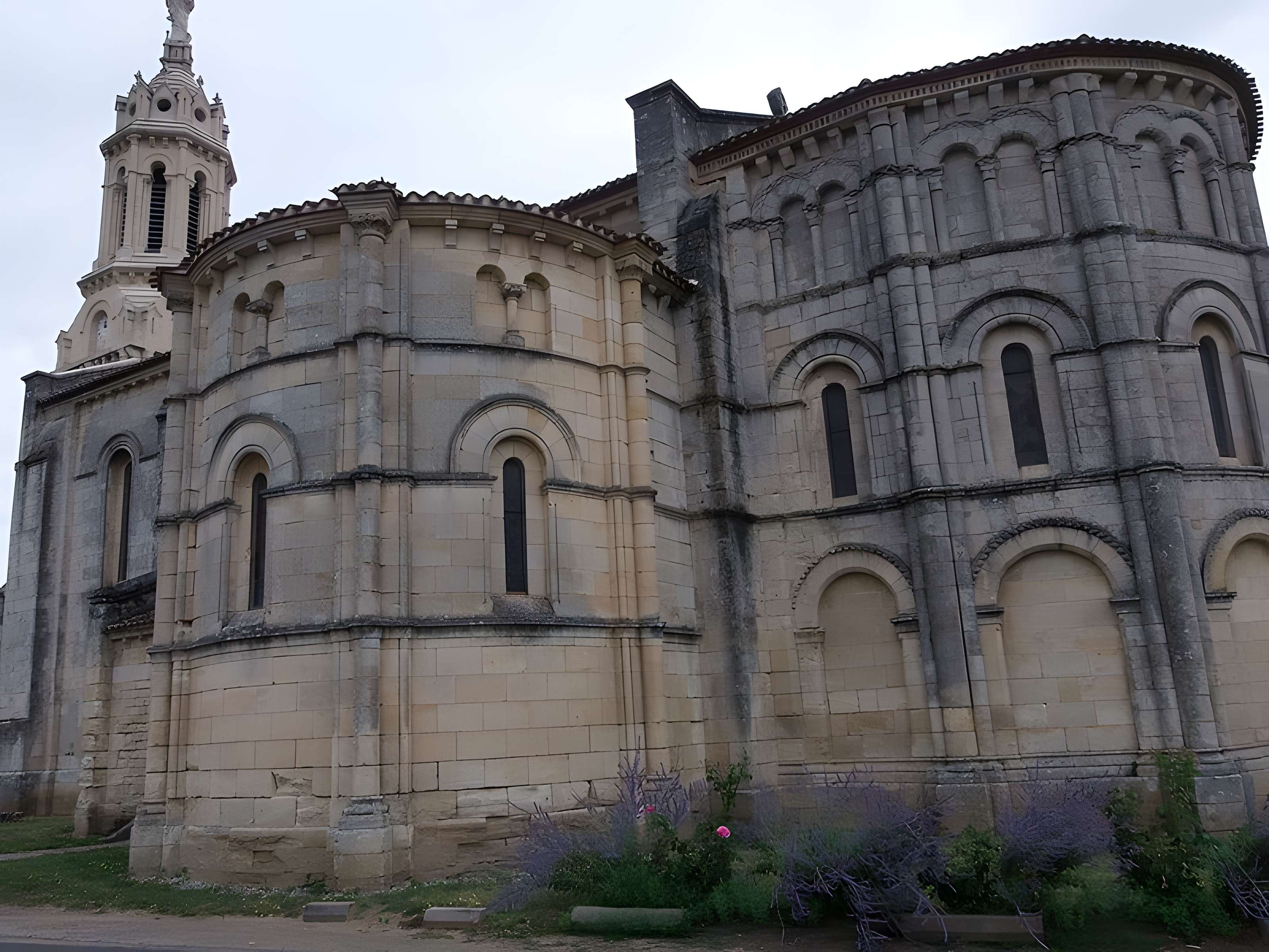 Église Notre-Dame de Bayon-sur-Gironde