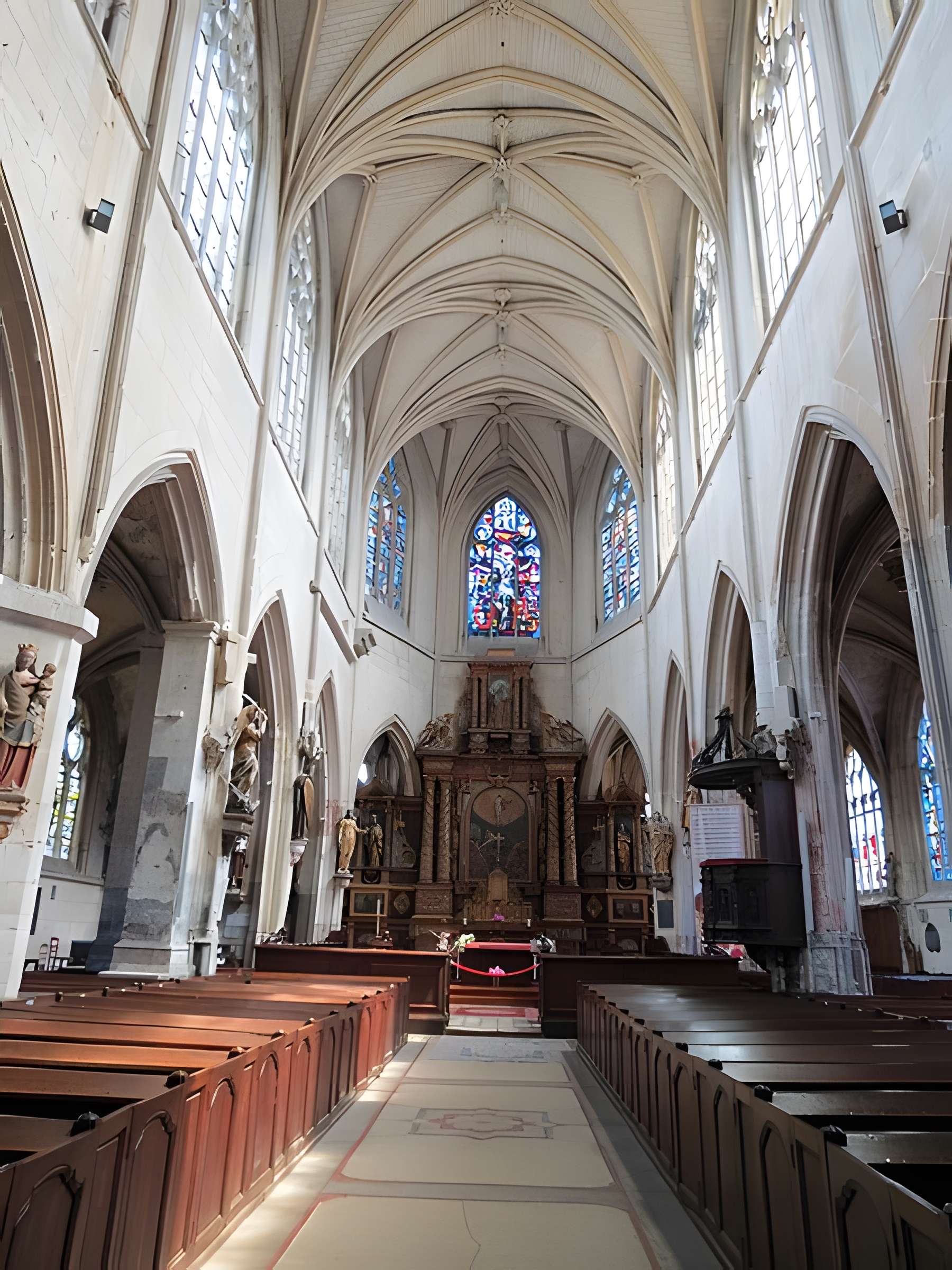Église Notre-Dame-des-Arts de Pont-de-l'Arche