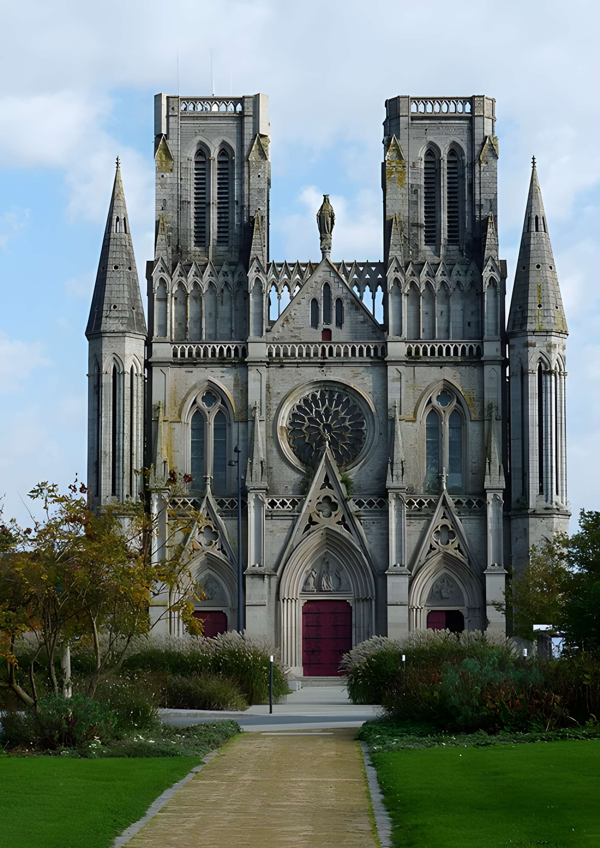 Église Notre-Dame-des-Champs d'Avranches 