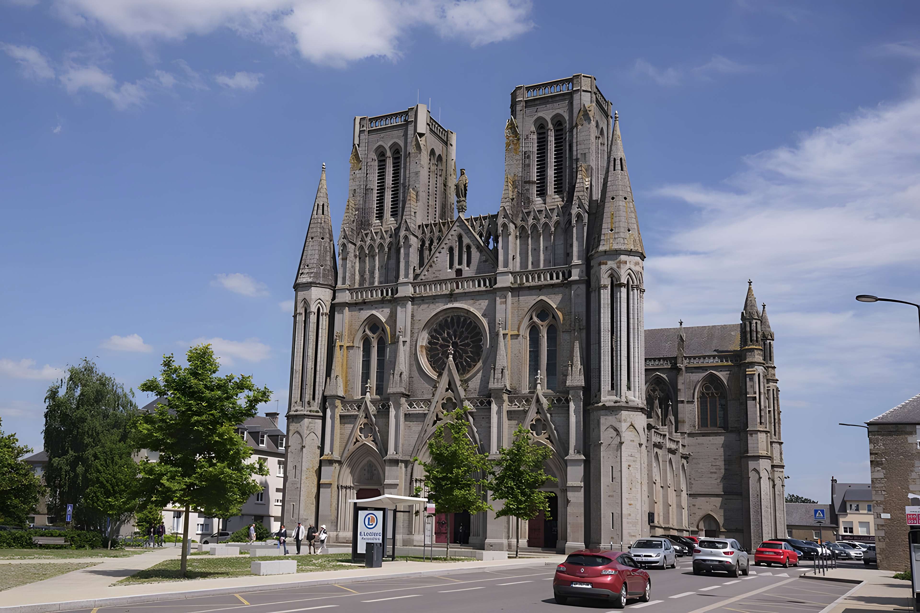 Église Notre-Dame-des-Champs d'Avranches 