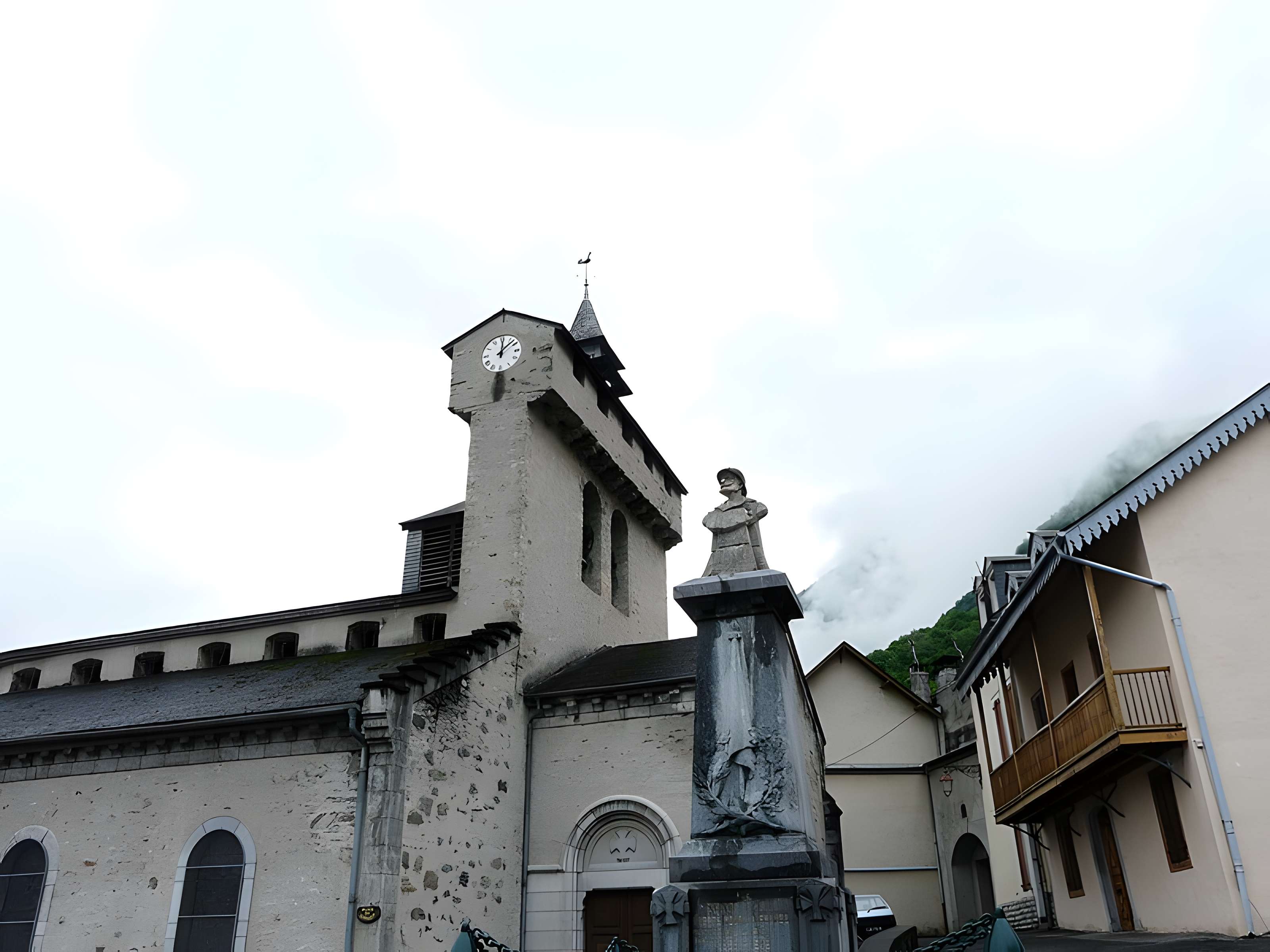Église Saint-André de Soulom