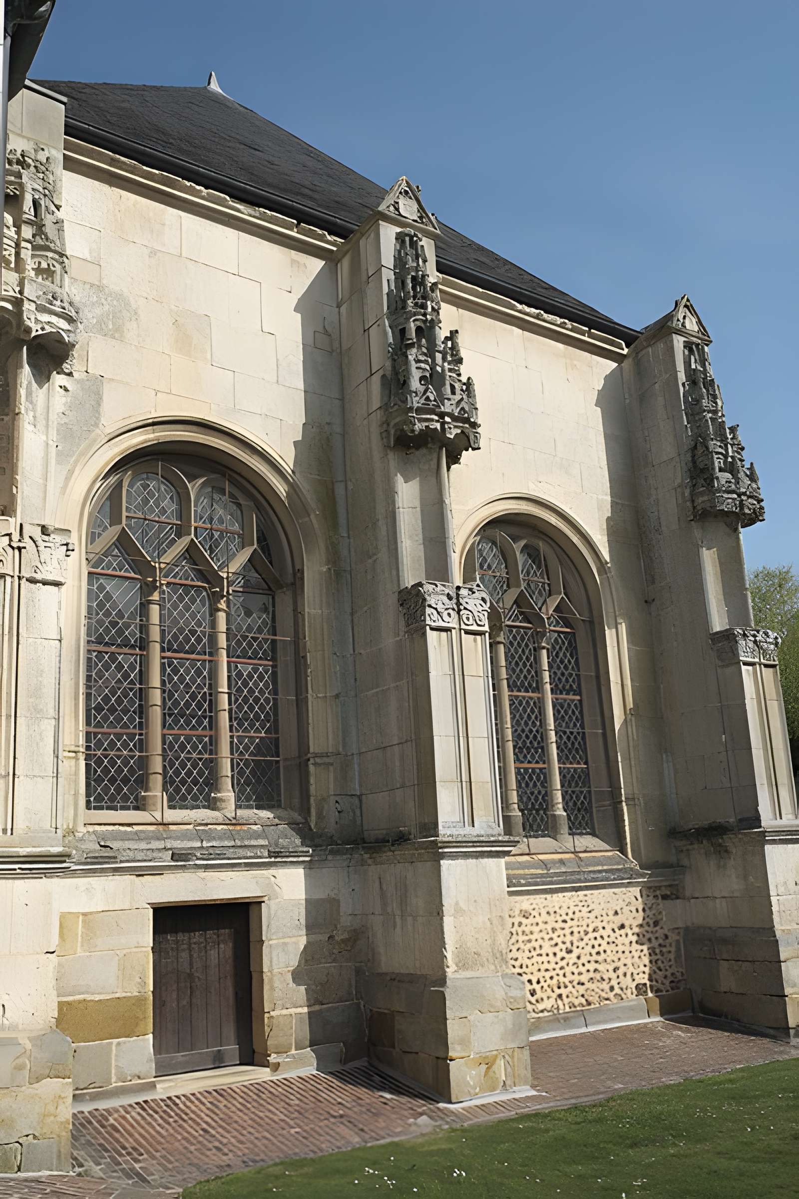 Église Saint-Hilaire de Tillières-sur-Avre