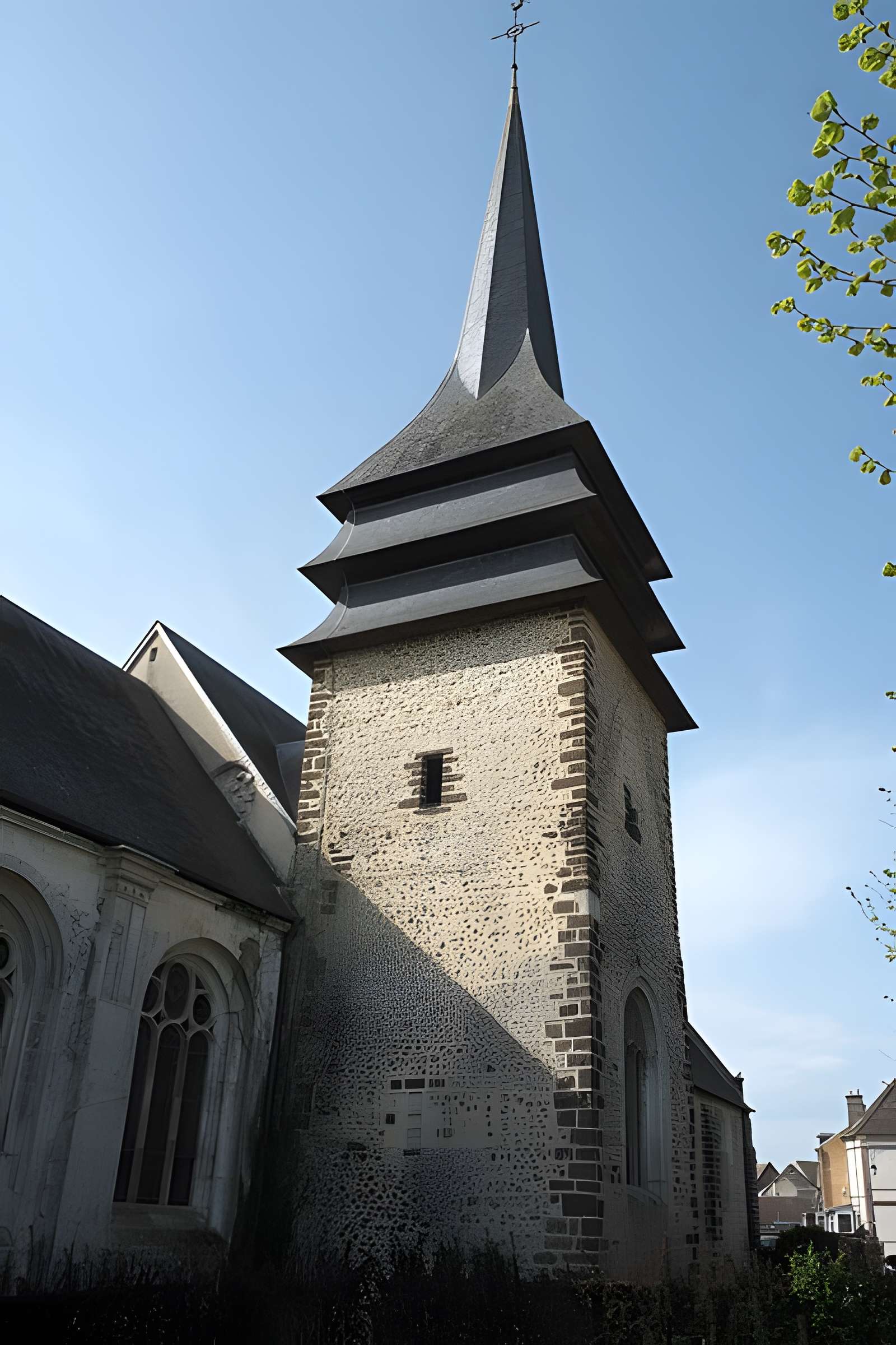 Église Saint-Hilaire de Tillières-sur-Avre