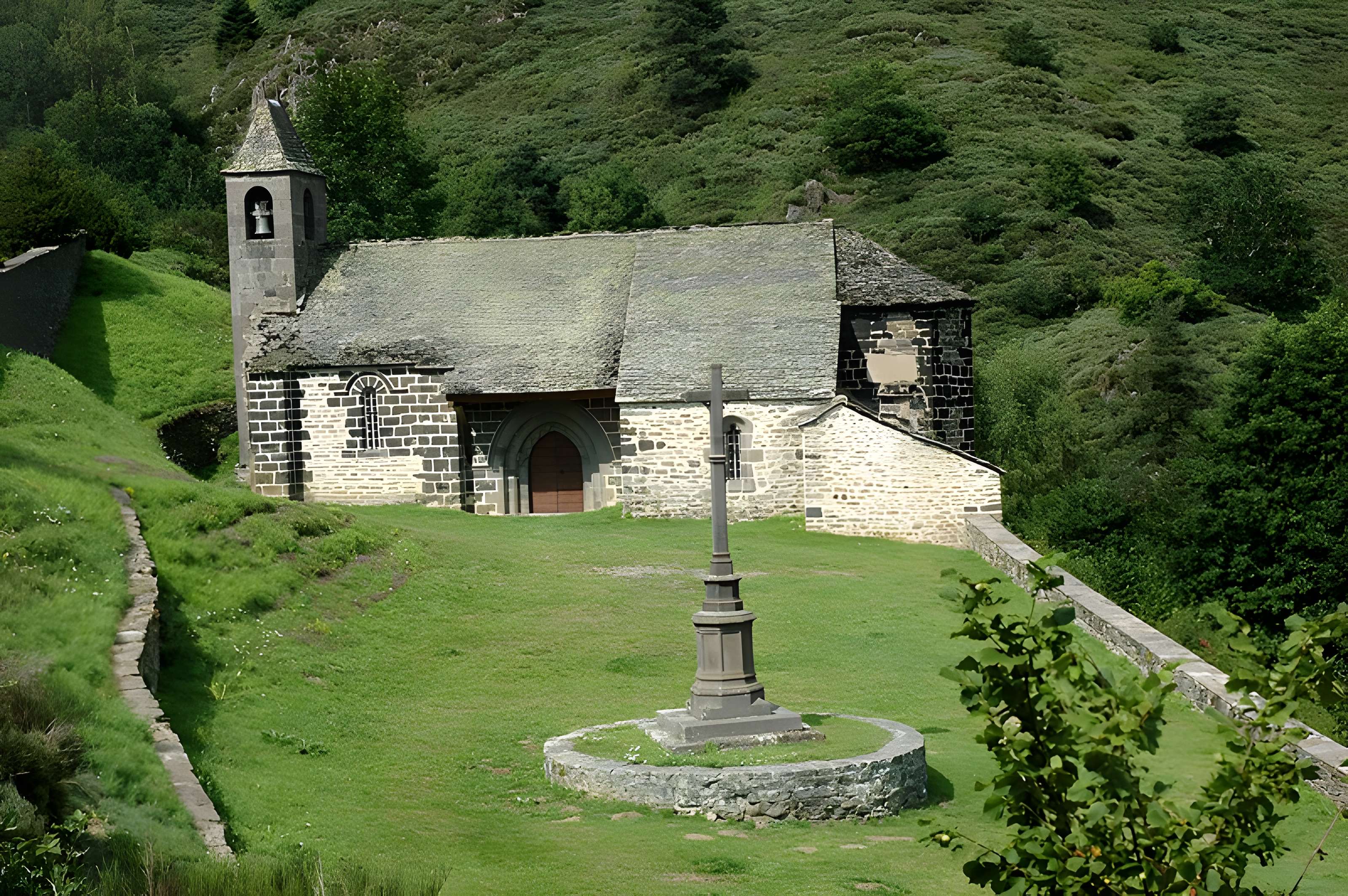 Église Saint-Illide d'Alleuze