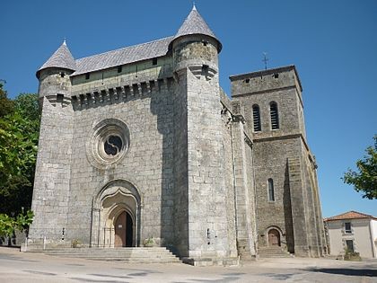 Photo de Église Saint-Pierre du Boupère