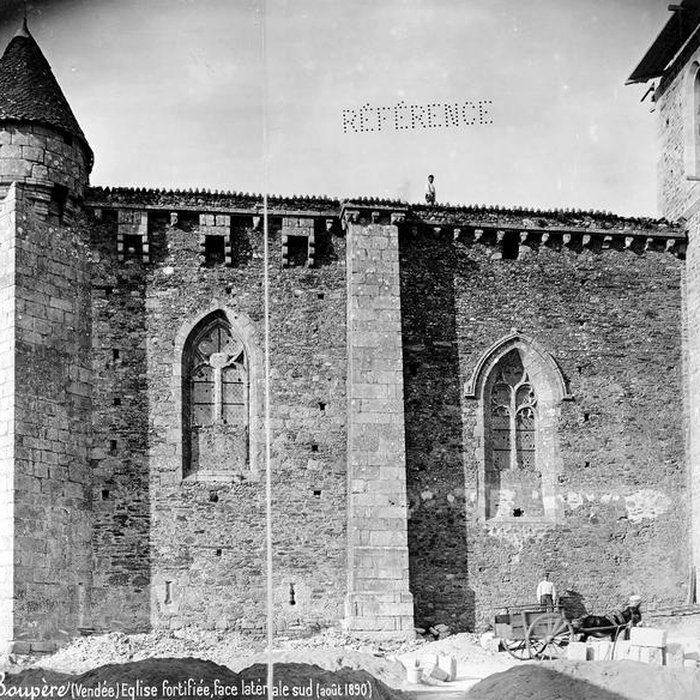 Photo de Église Saint-Pierre du Boupère