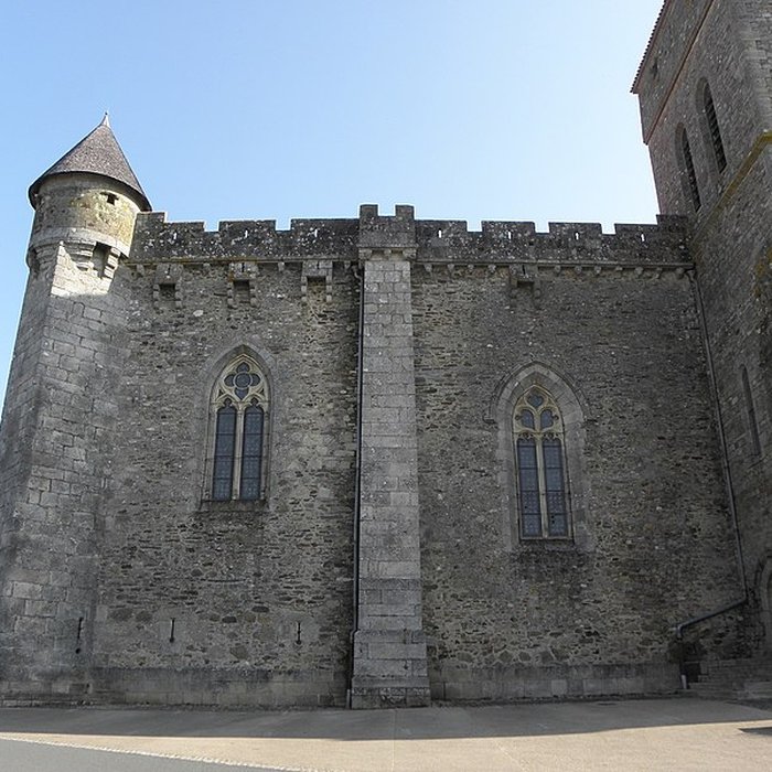 Photo de Église Saint-Pierre du Boupère