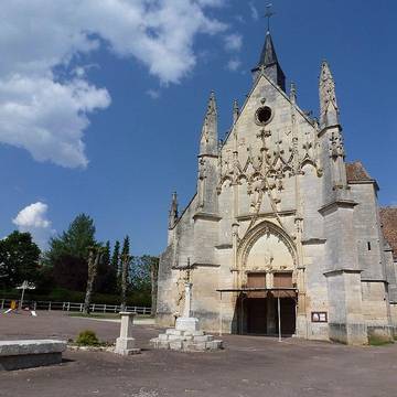 Église Saint-Pierre-du-Trépas de Saint-Père