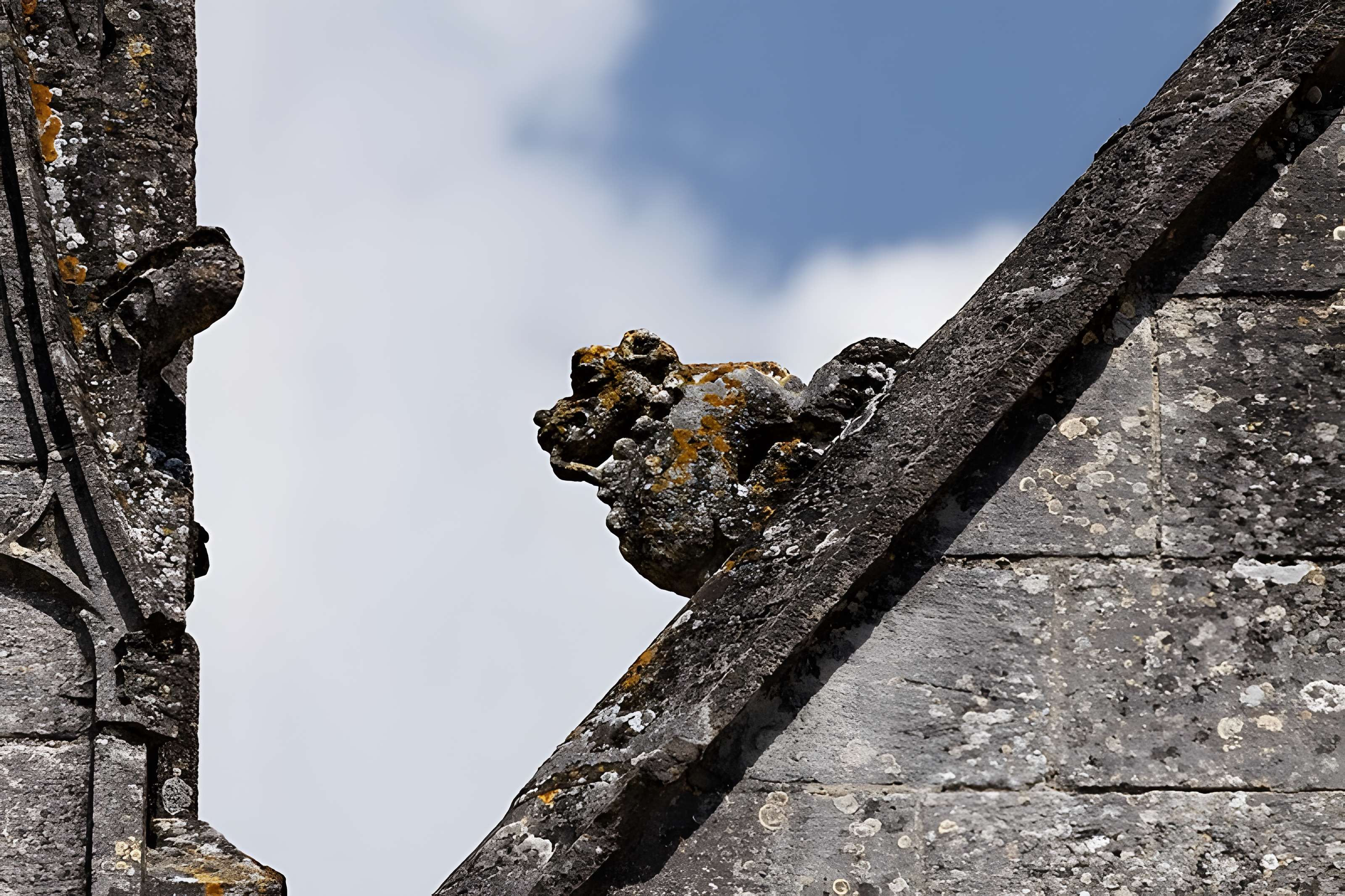 Église Saint-Pierre-du-Trépas de Saint-Père