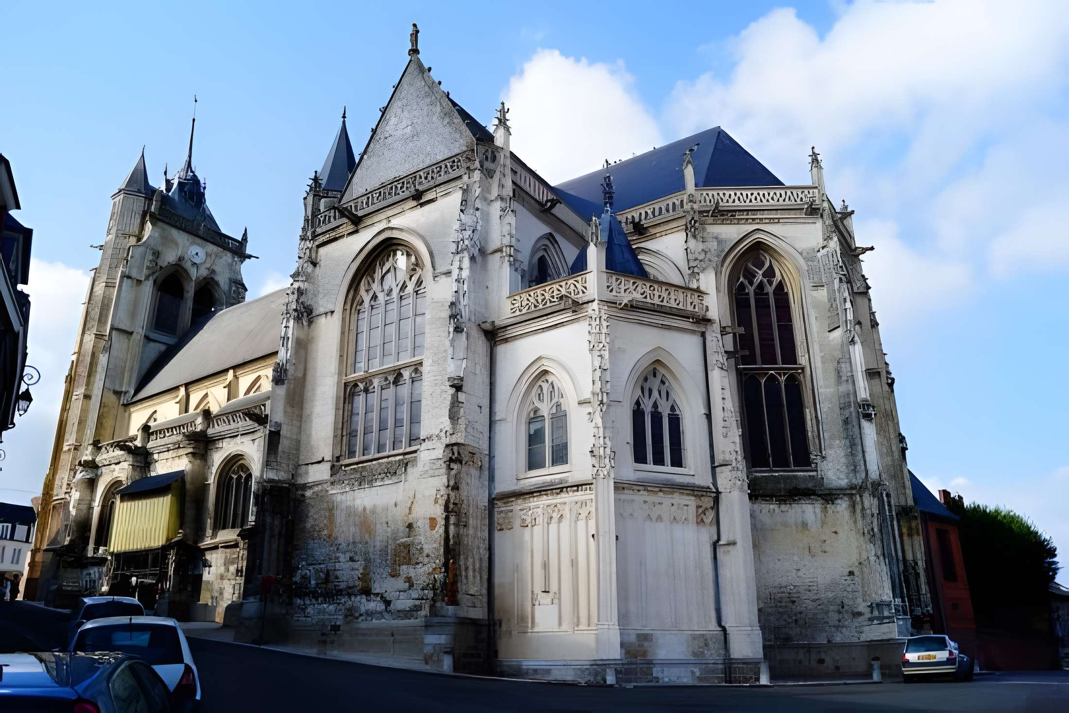 Église Saint-Pierre-et-Saint-Paul d'Aumale 