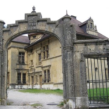 chateau pertusier