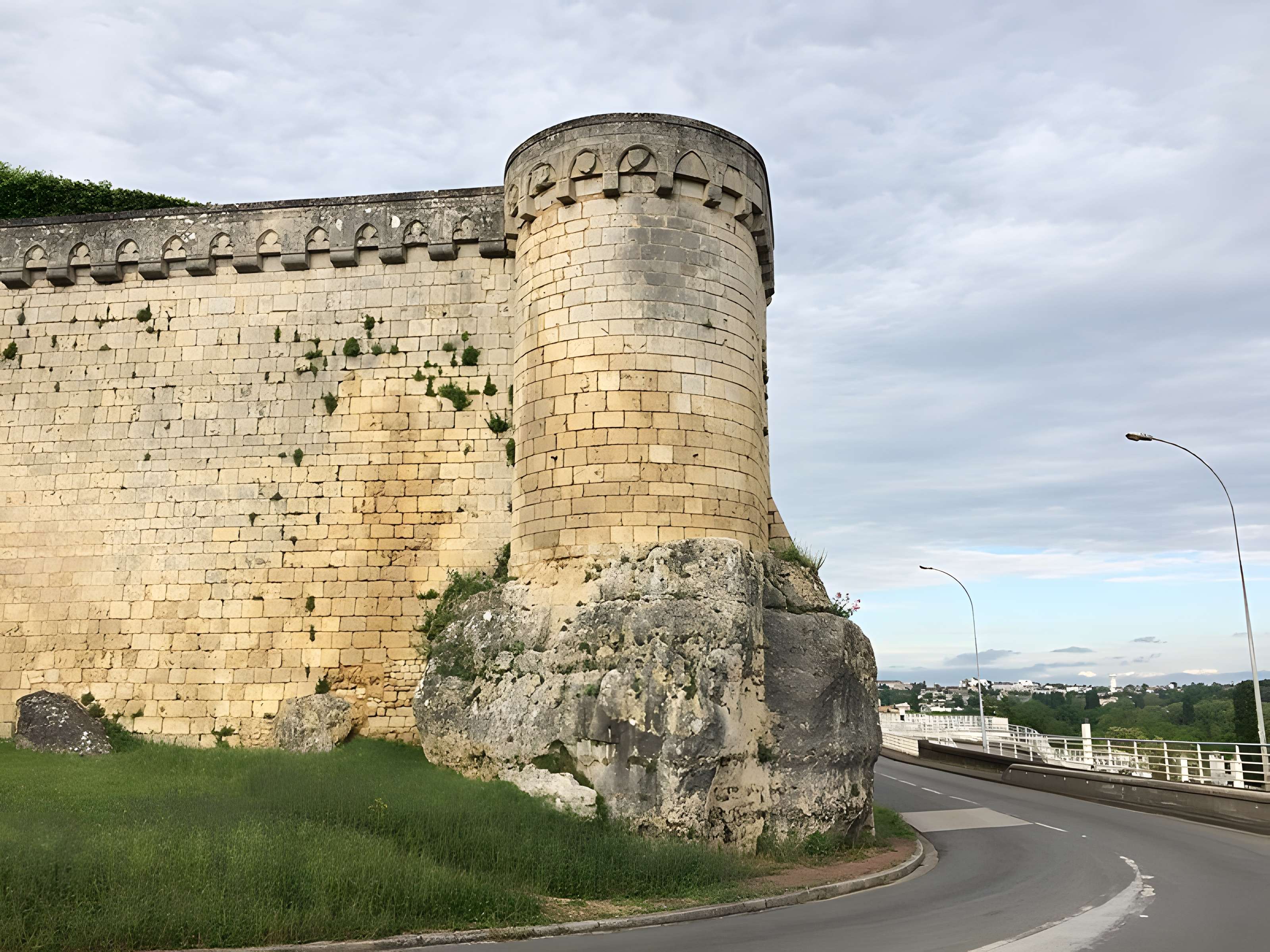 Enceinte de Poitiers