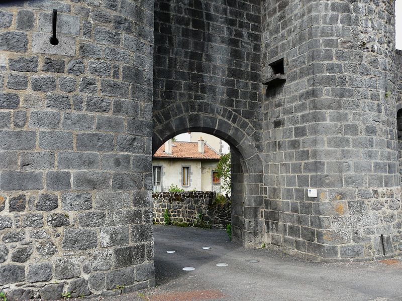 Enceinte de Pontgibaud
