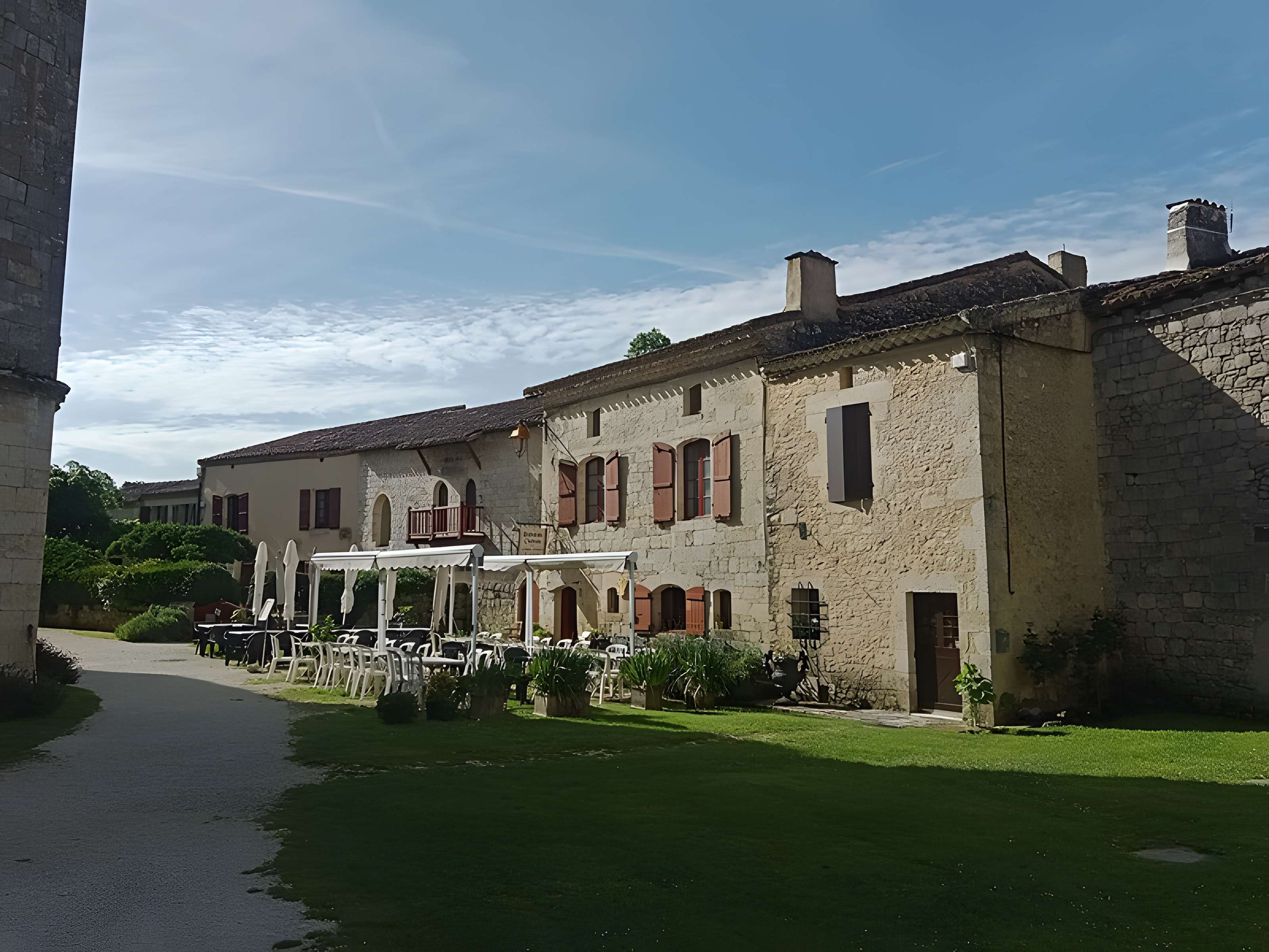 Enceinte fortifiée de Larressingle