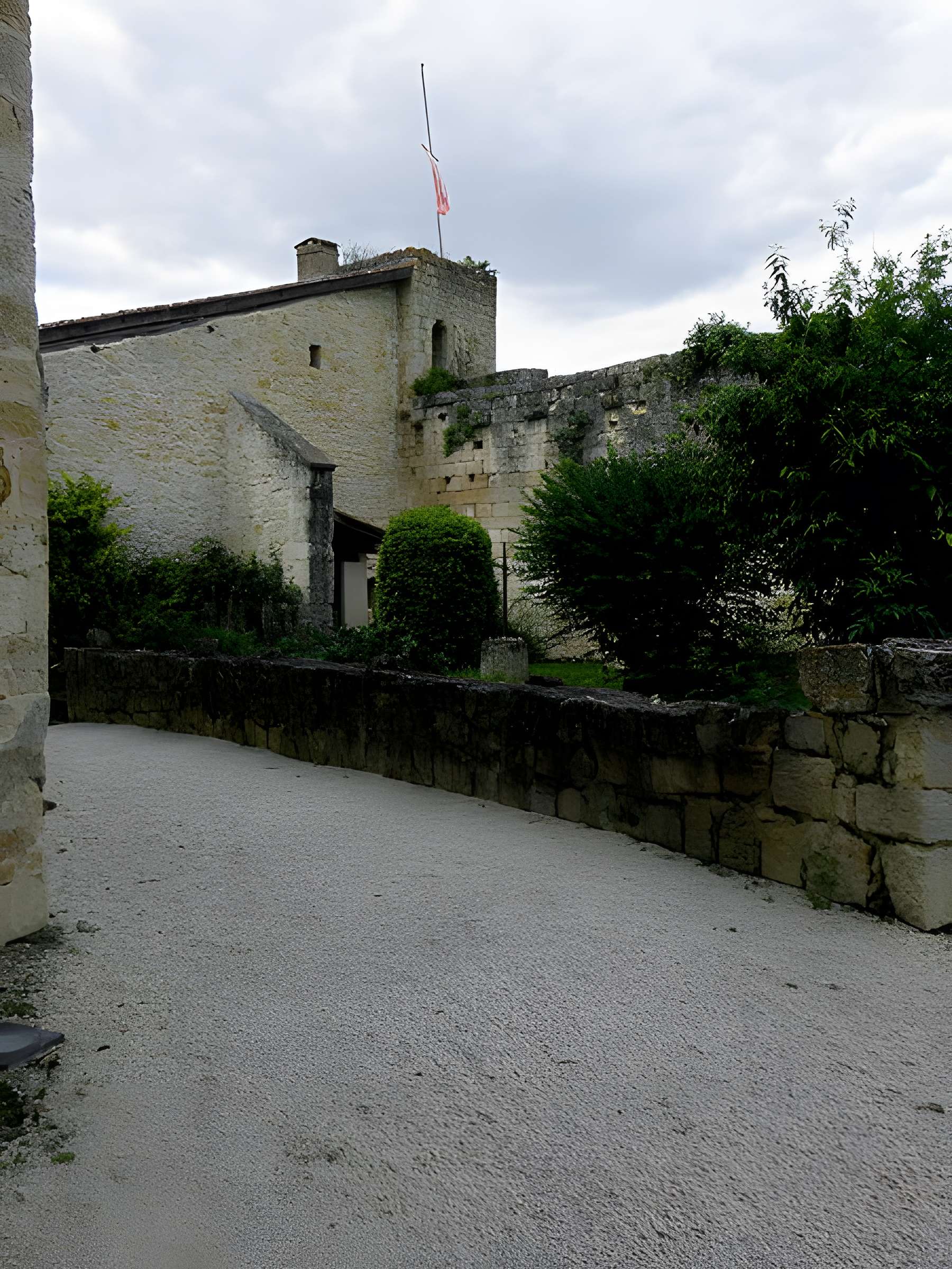 Enceinte fortifiée de Larressingle