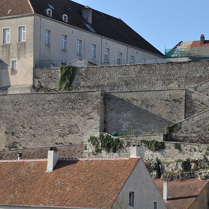 Photo de Enceinte médiévale de Pesmes