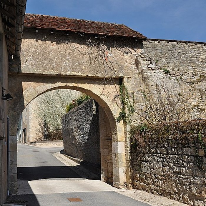 Photo de Enceinte médiévale de Pesmes