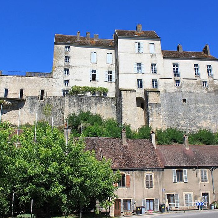 Photo de Enceinte médiévale de Pesmes