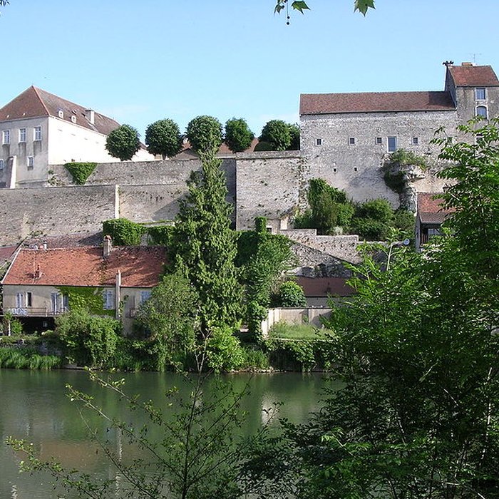 Photo de Enceinte médiévale de Pesmes