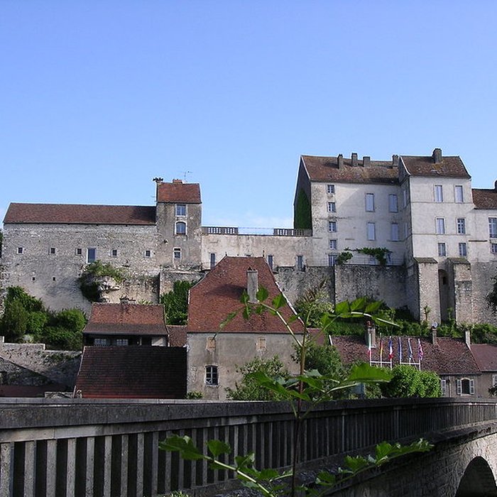 Photo de Enceinte médiévale de Pesmes