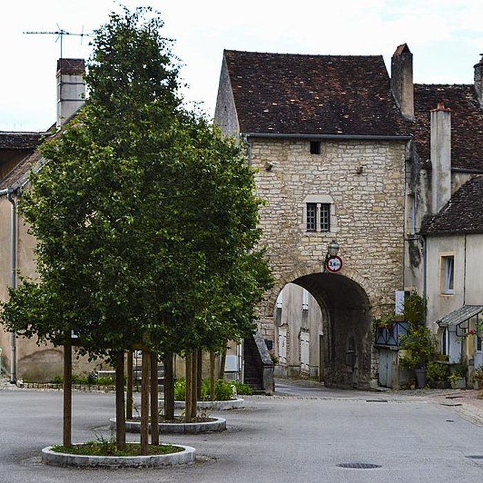 Photo de Enceinte médiévale de Pesmes