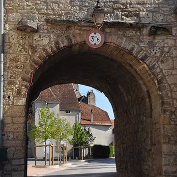 Enceinte médiévale de Pesmes