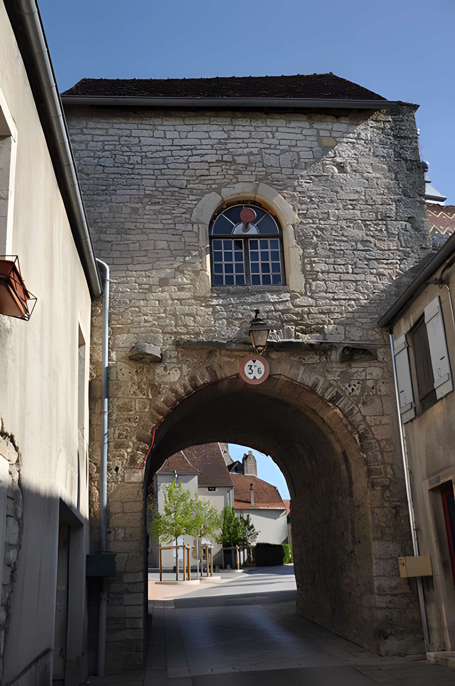 Enceinte médiévale de Pesmes