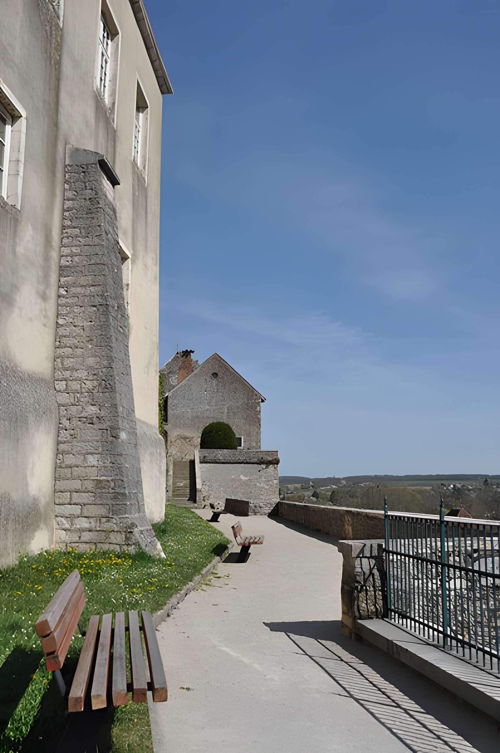 Enceinte médiévale de Pesmes