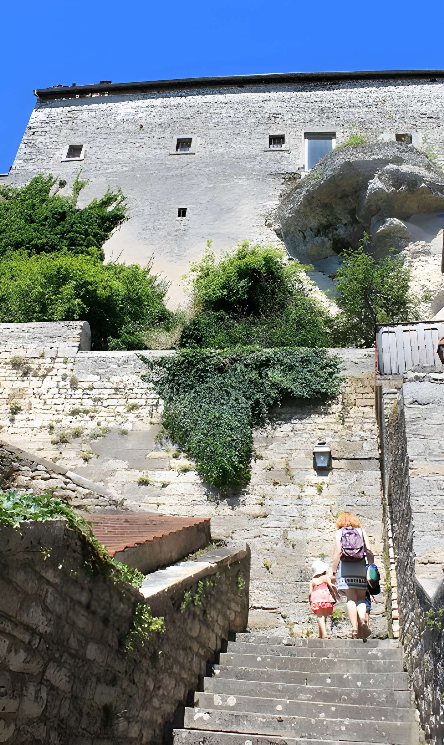 Enceinte médiévale de Pesmes