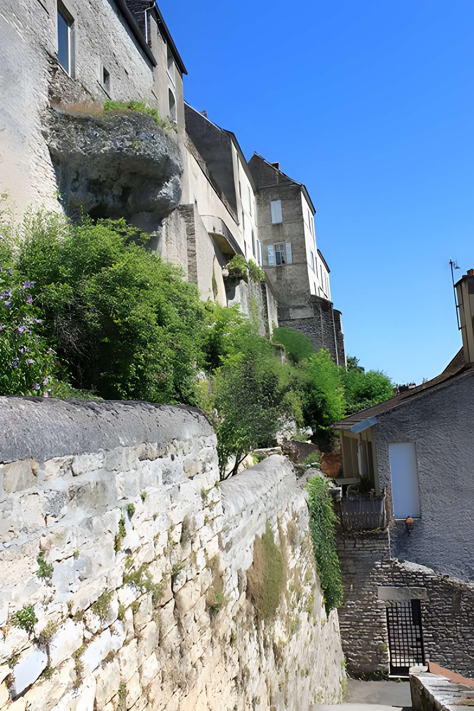 Enceinte médiévale de Pesmes