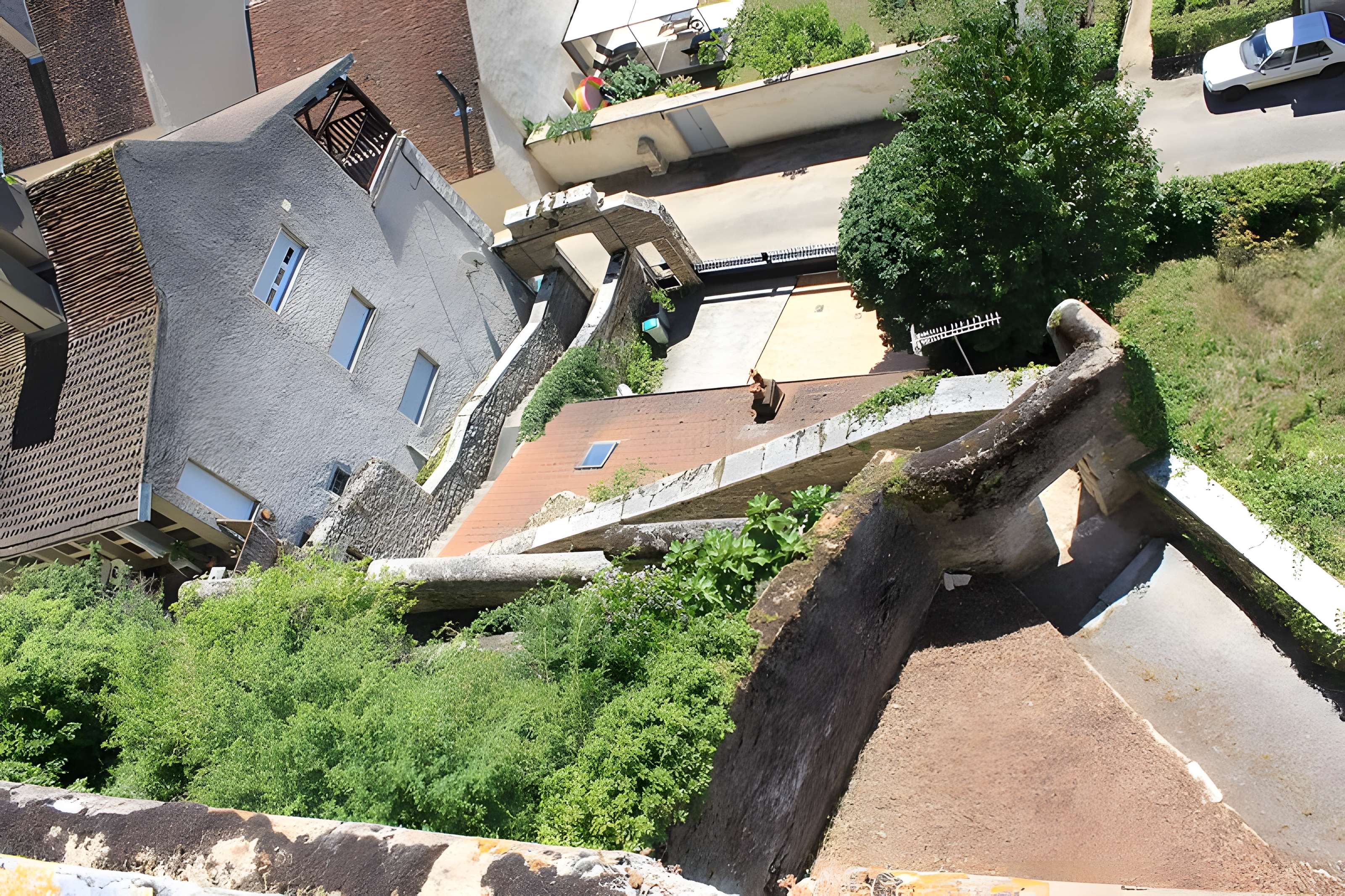 Enceinte médiévale de Pesmes