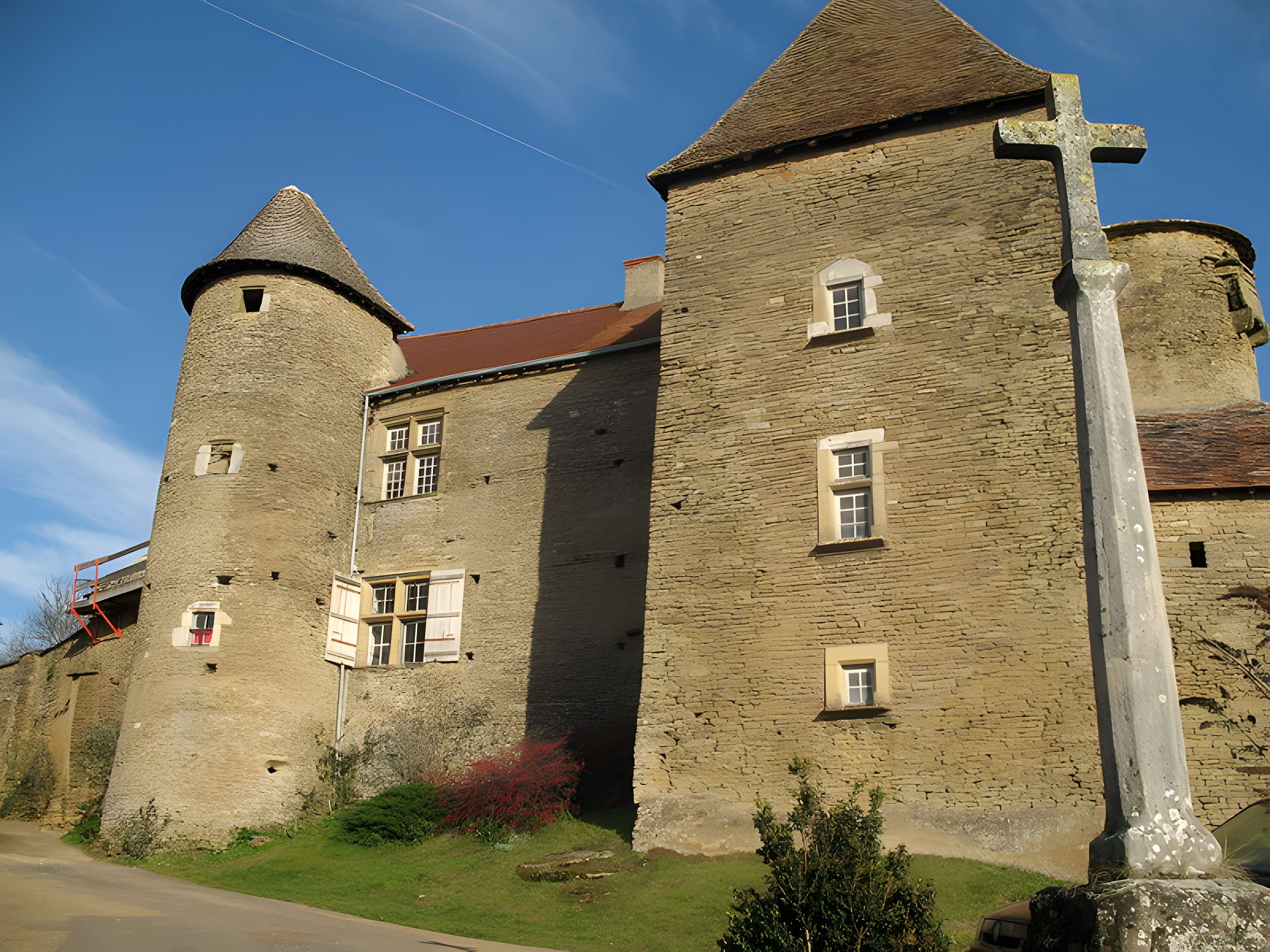 Château Pontus de Tyard