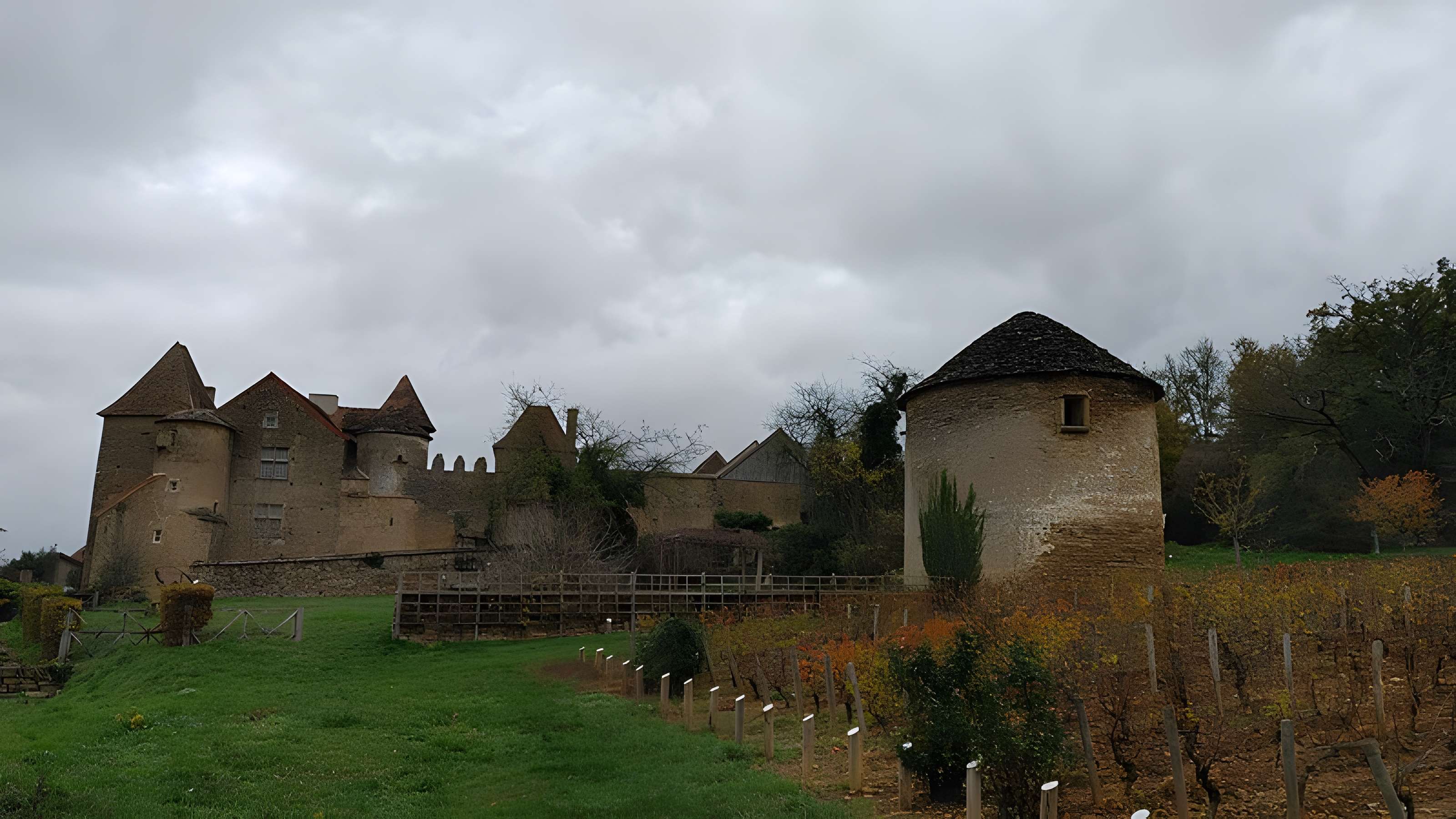 Château Pontus de Tyard