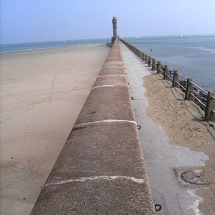 Photo de Feu Saint-Pol, situé jetée de Saint-Pol