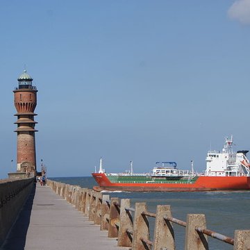 Feu Saint-Pol, situé jetée de Saint-Pol