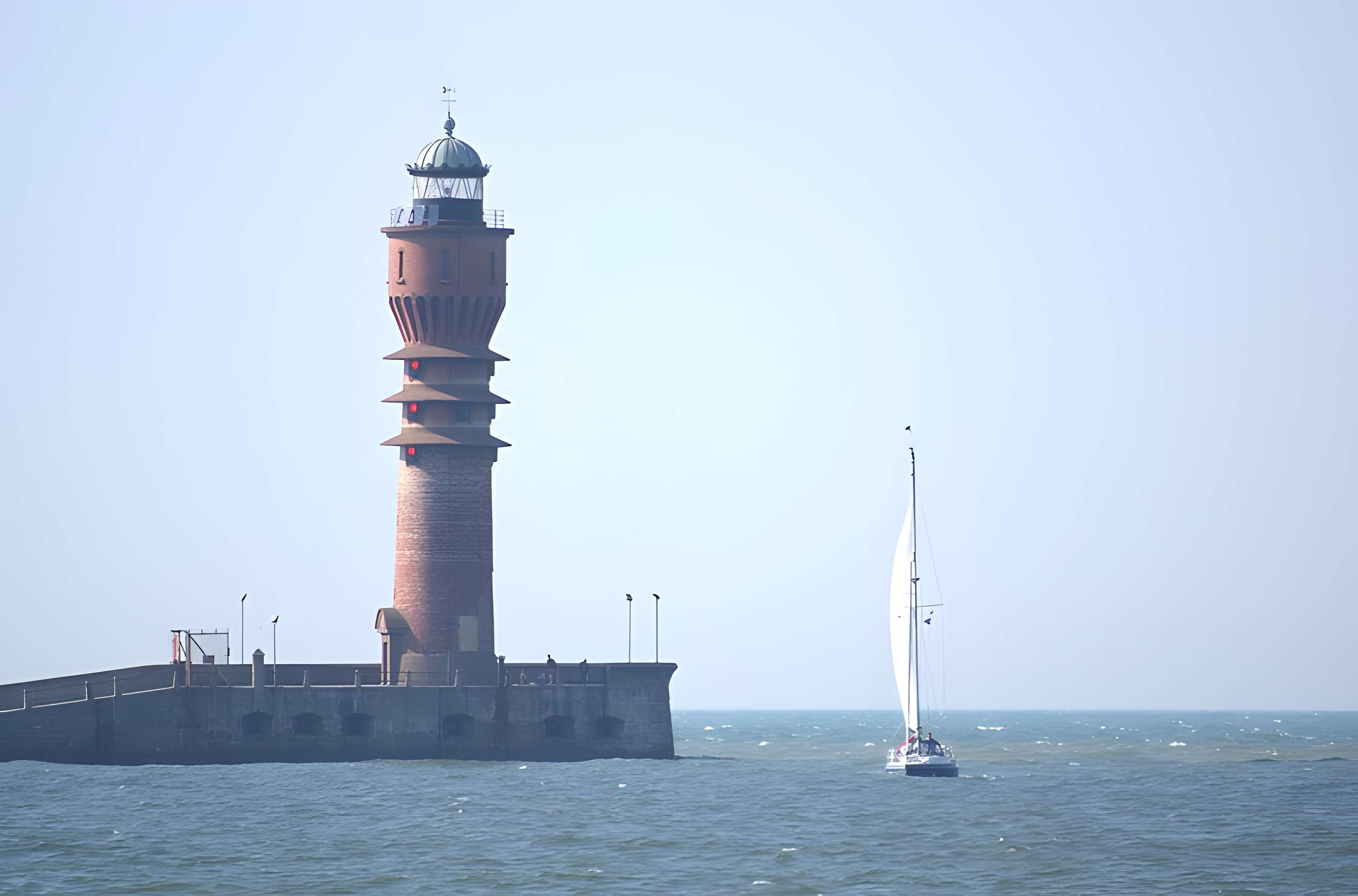 Feu Saint-Pol, situé jetée de Saint-Pol
