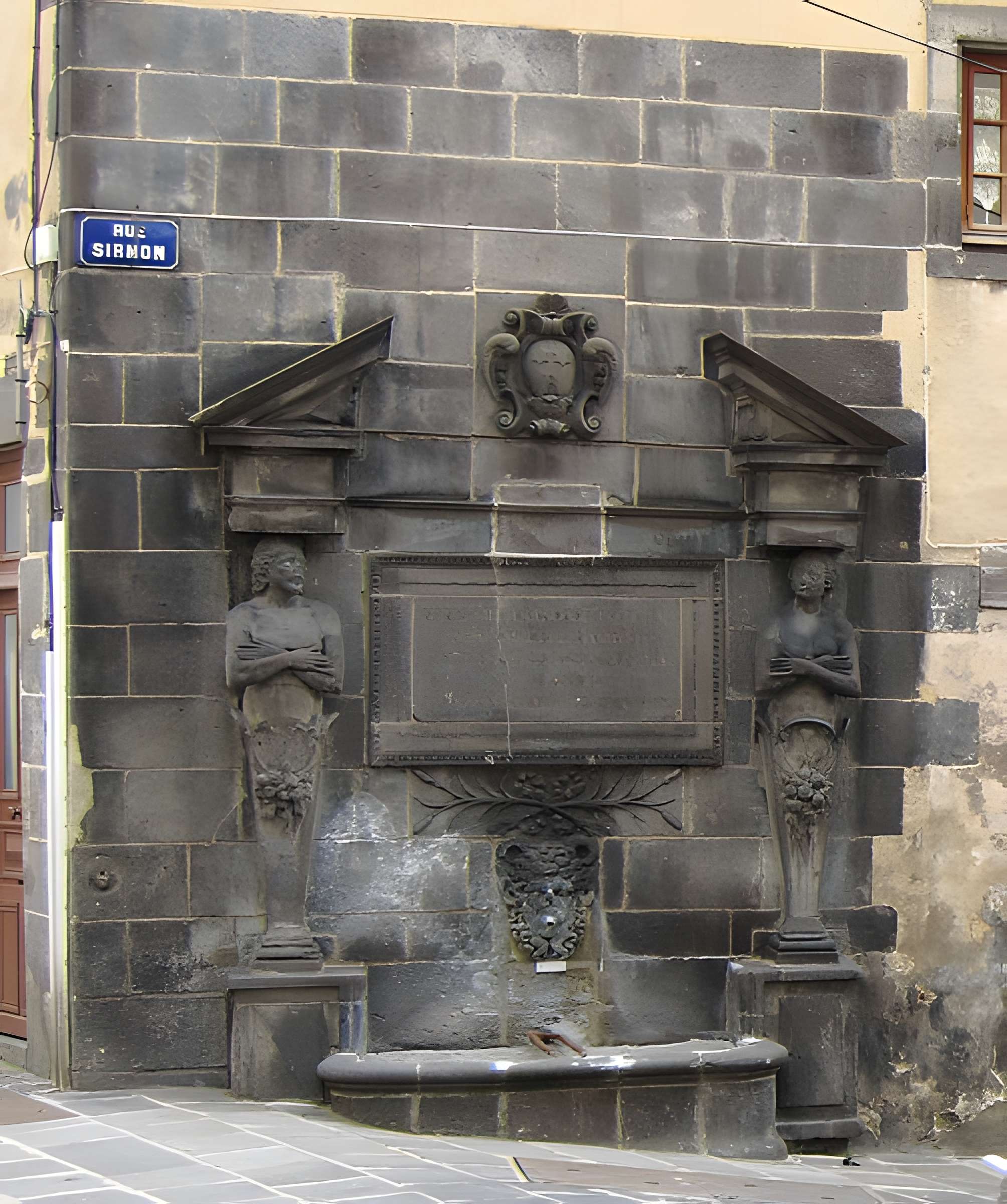 Fontaine d'Adam et Ève de Riom