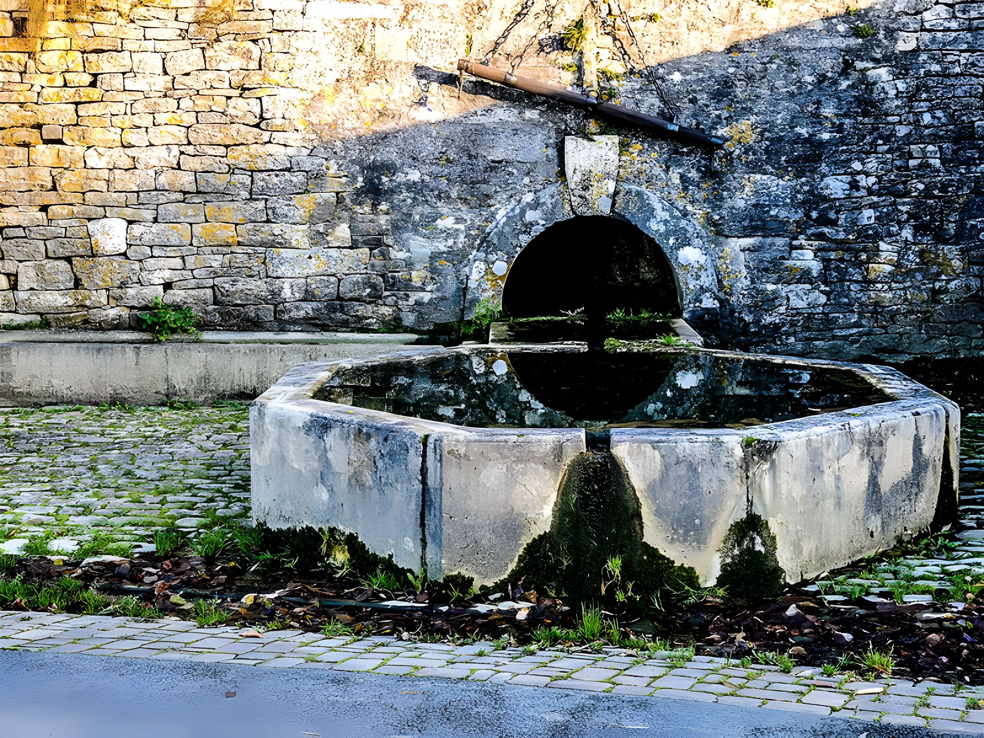 Fontaine Saint-Léger de Montbouton