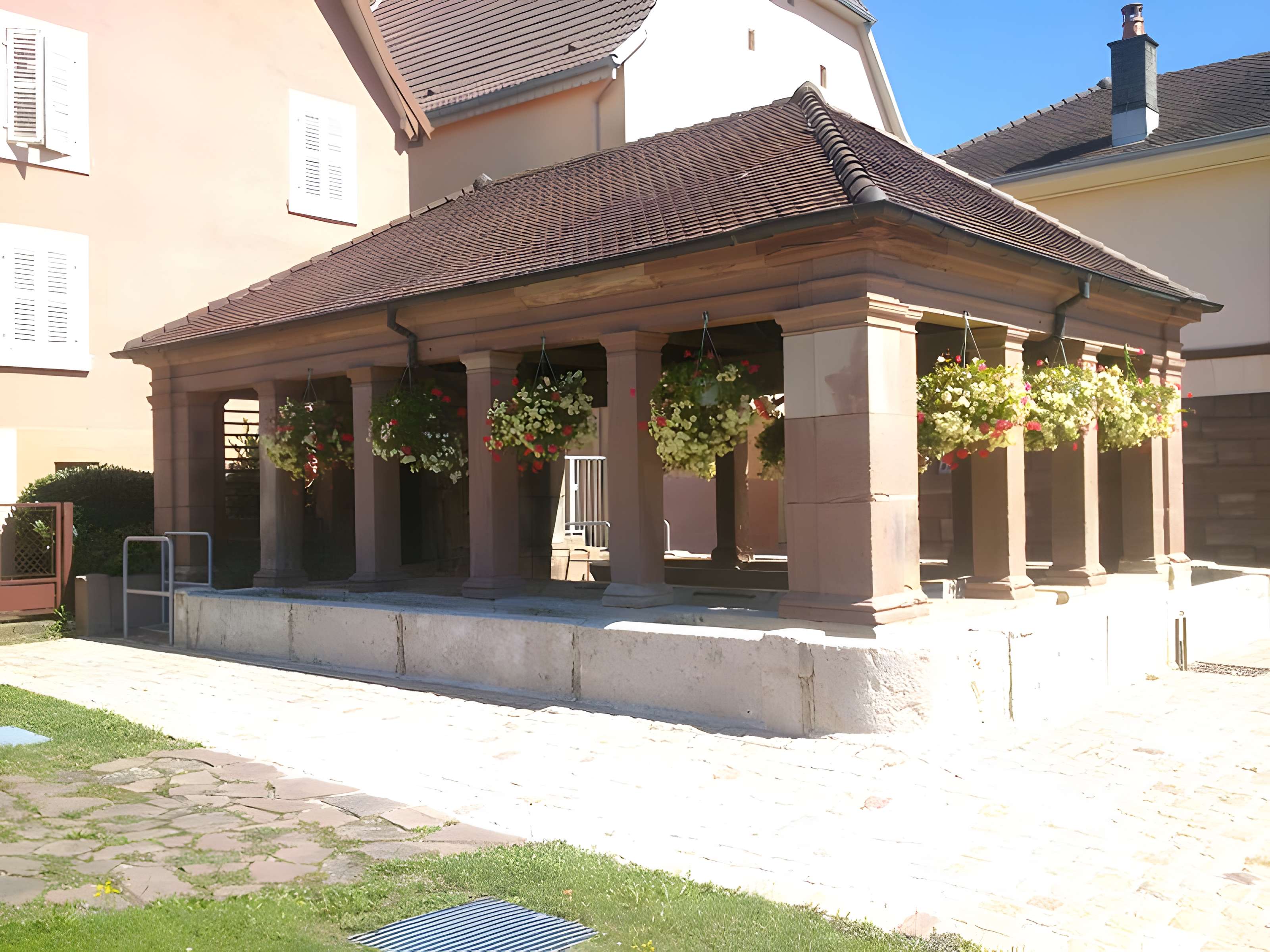 Fontaine-lavoir du corps de garde de Bourogne
