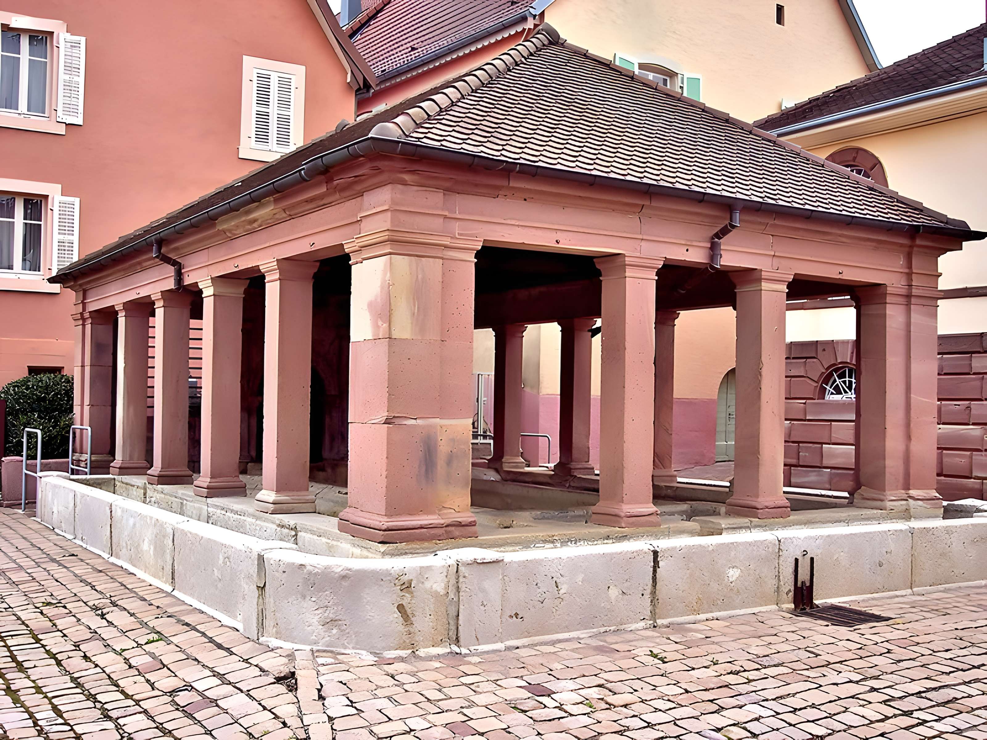 Fontaine-lavoir du corps de garde de Bourogne