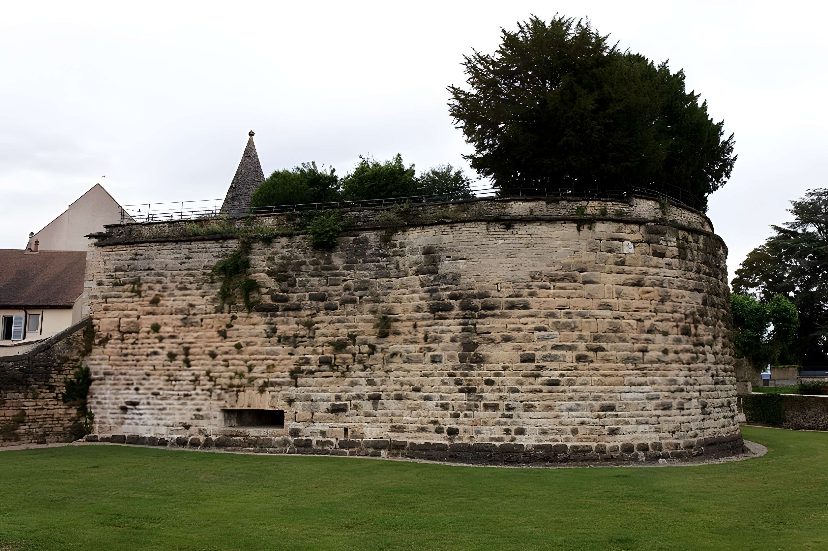 Fortifications de Beaune 