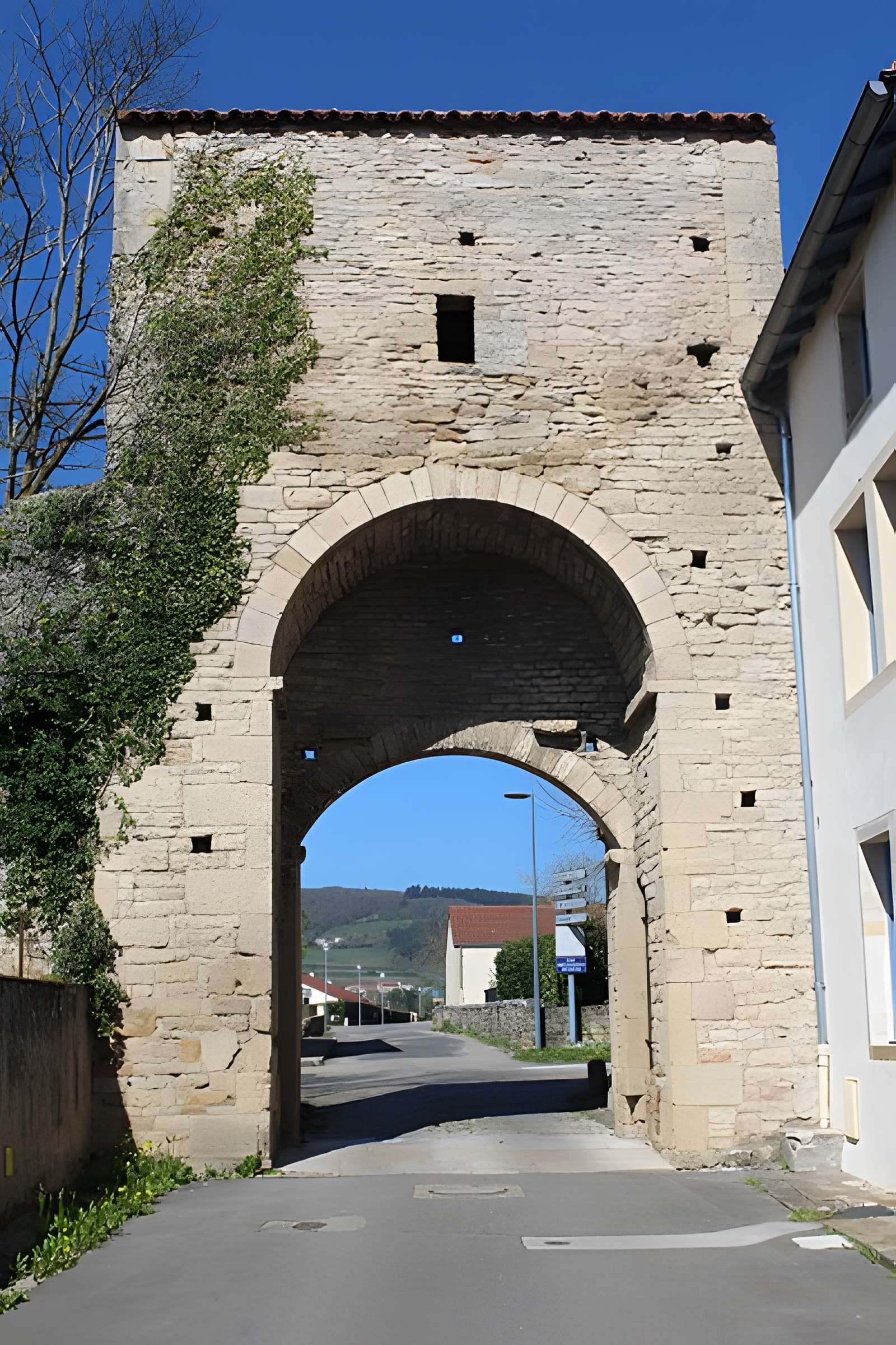 Fortifications de Cluny