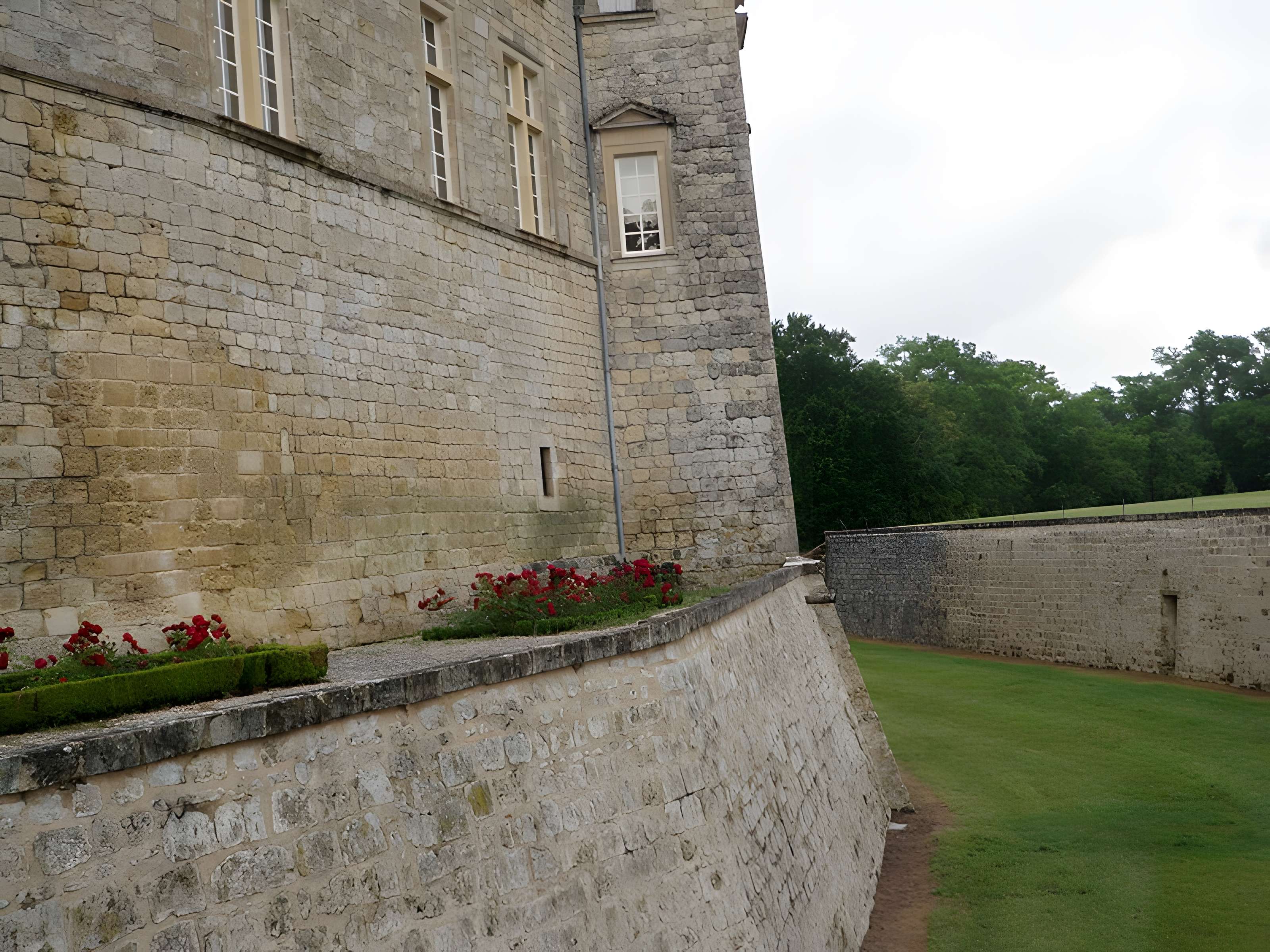 Château Royal de Cazeneuve
